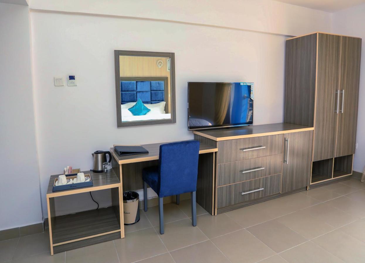 Riviera Suites ラゴス エクステリア 写真