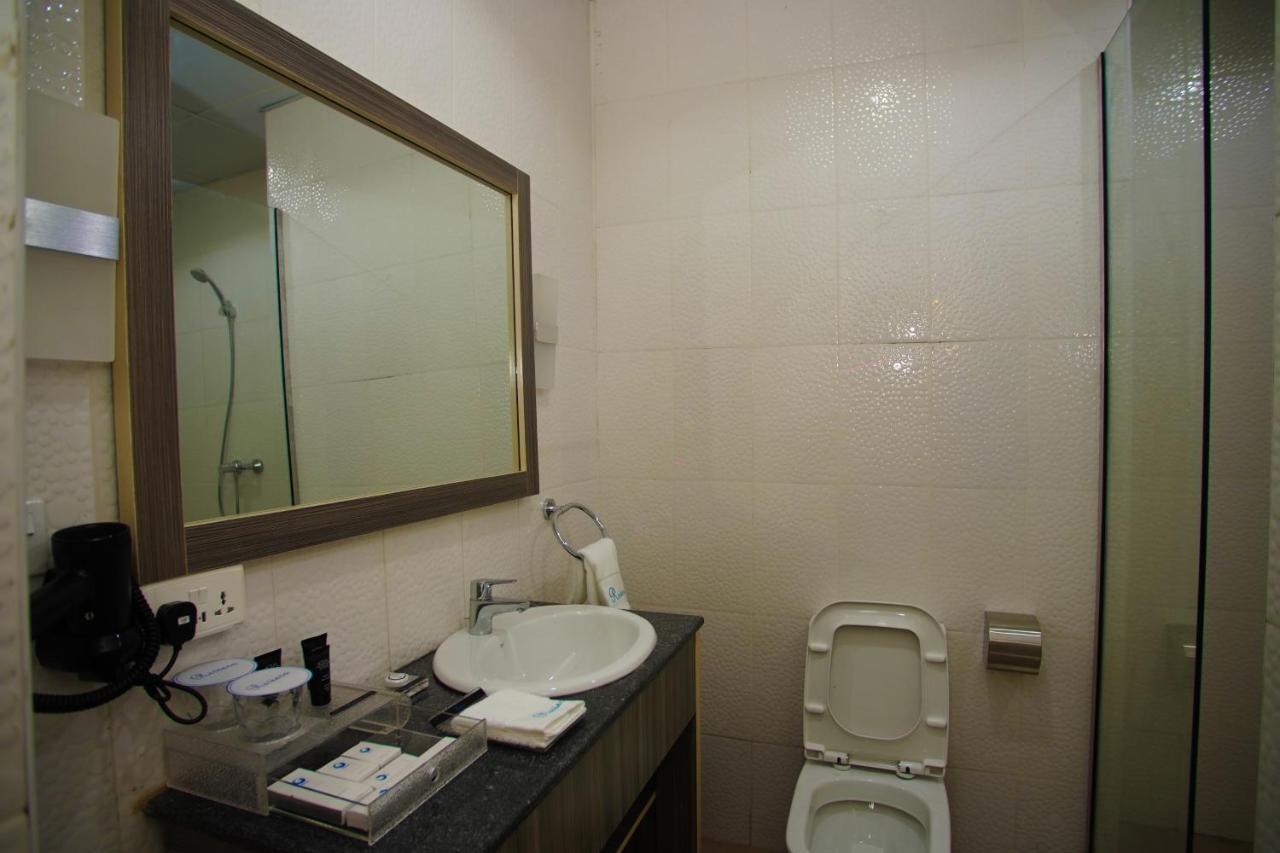 Riviera Suites ラゴス エクステリア 写真