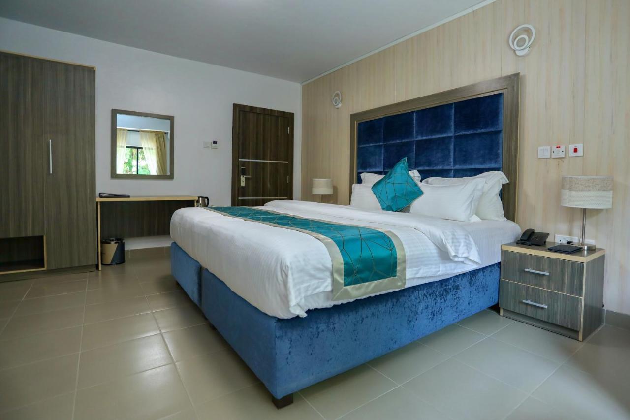 Riviera Suites ラゴス エクステリア 写真