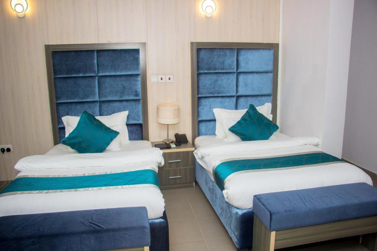 Riviera Suites ラゴス エクステリア 写真
